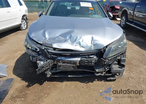 2015 Honda Accord Lx z USA, uszkodzony, nr VIN 1HGCR2F37FA061222